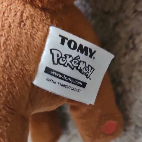 Eevee Pokemon TOMY Standing Plush Stuffed Animal - Picture 5 of 6
